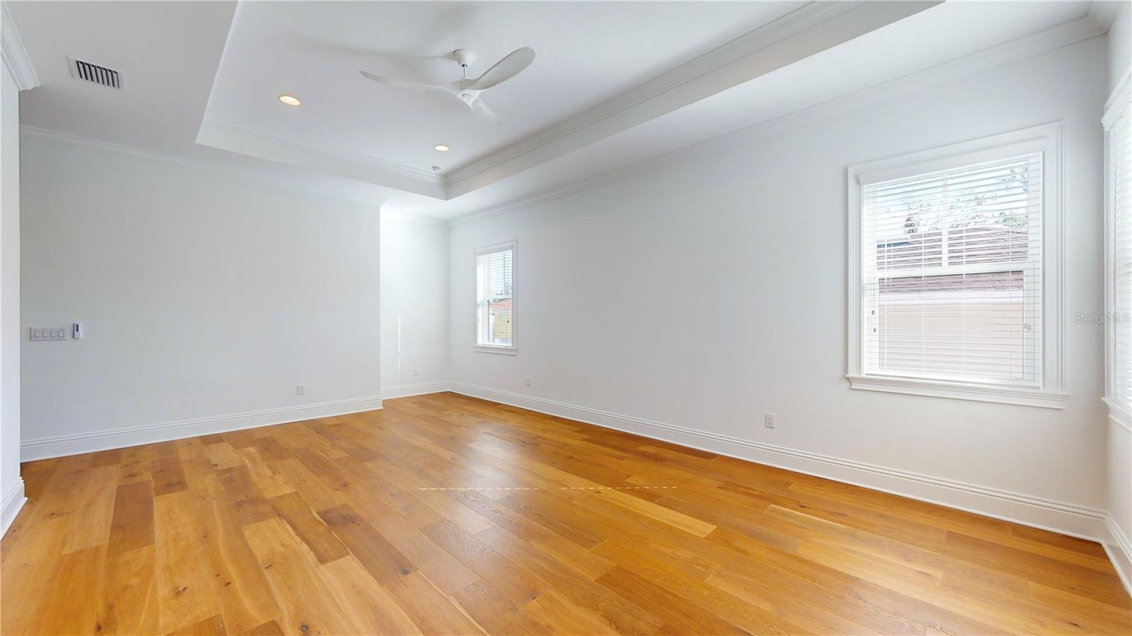 SNELL ISLE BRIGHTBAY - Residential