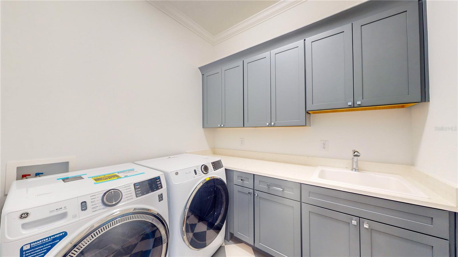 SNELL ISLE BRIGHTBAY - Residential