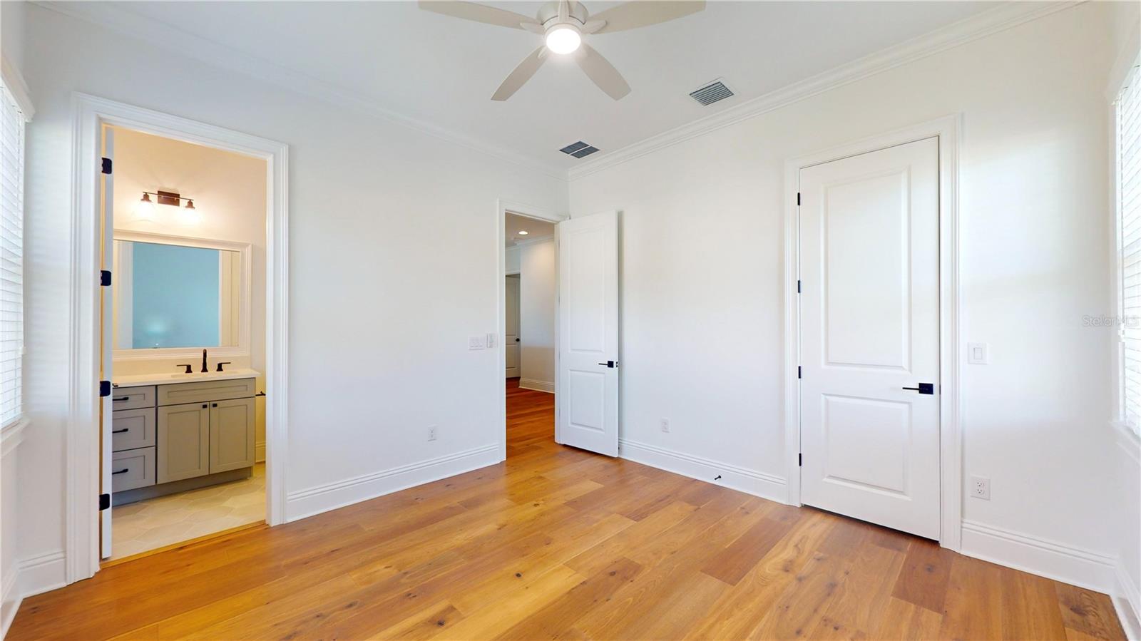 SNELL ISLE BRIGHTBAY - Residential