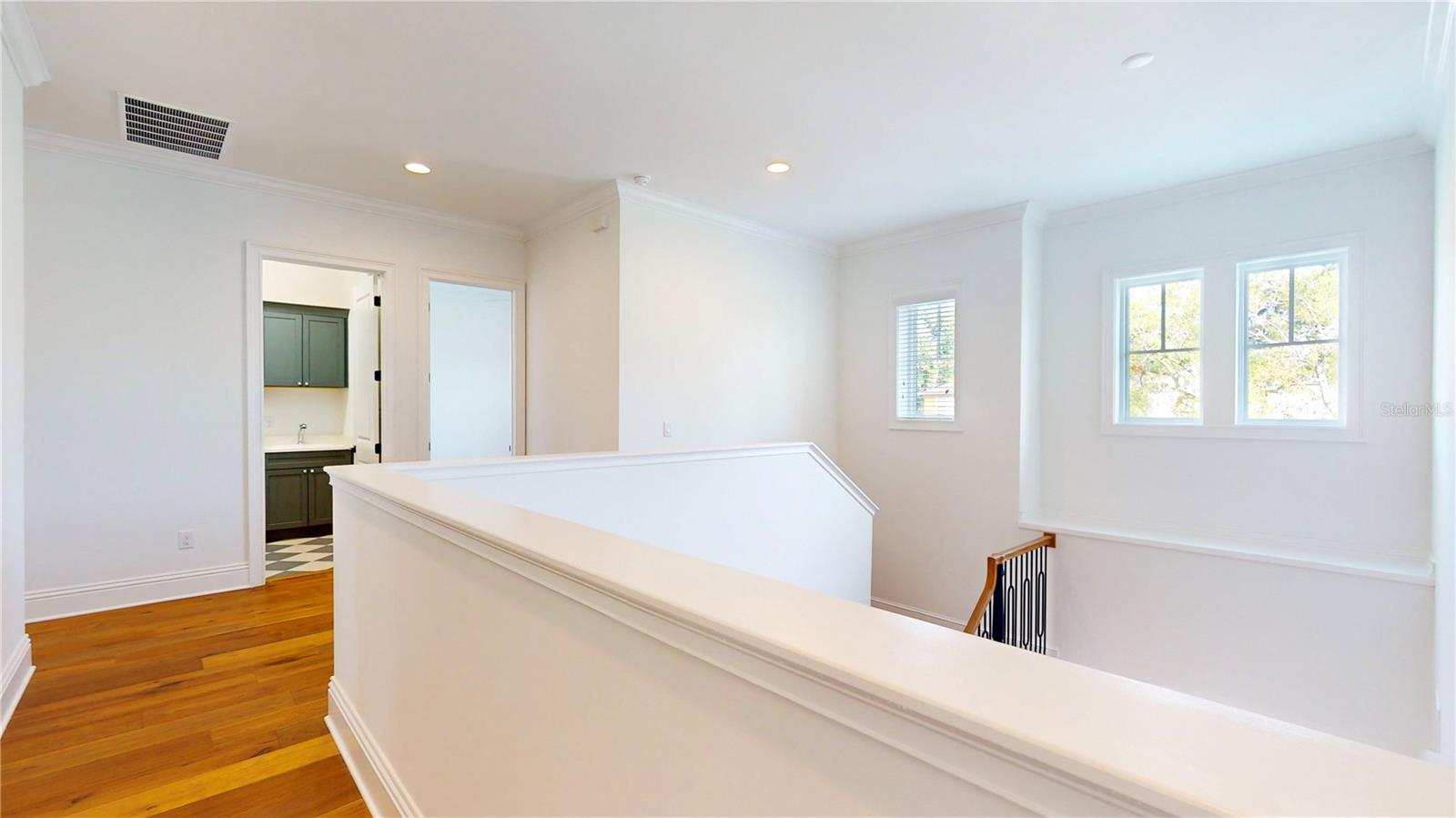 SNELL ISLE BRIGHTBAY - Residential