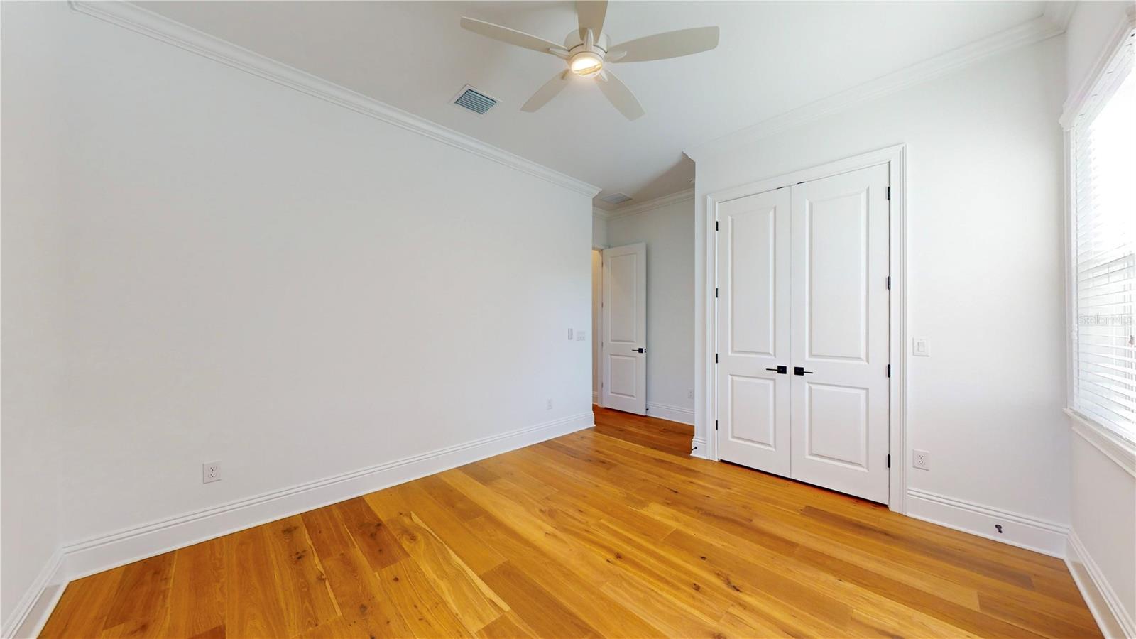 SNELL ISLE BRIGHTBAY - Residential