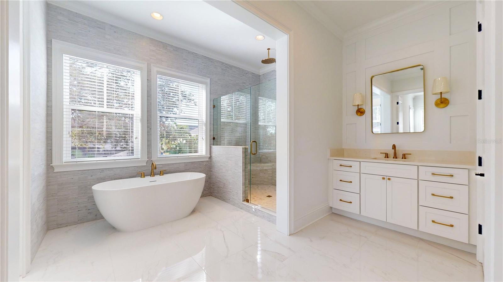 SNELL ISLE BRIGHTBAY - Residential