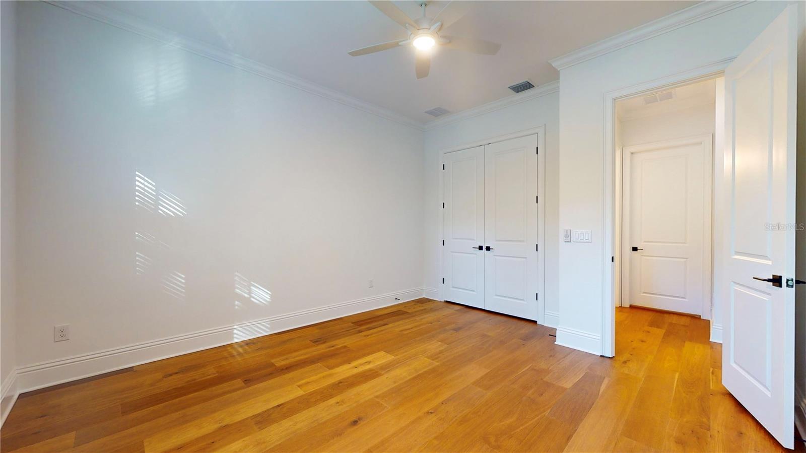 SNELL ISLE BRIGHTBAY - Residential