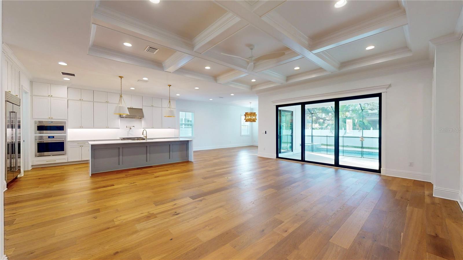 SNELL ISLE BRIGHTBAY - Residential