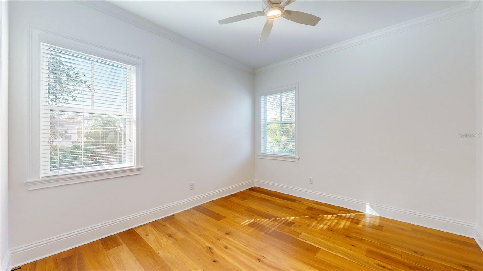 SNELL ISLE BRIGHTBAY - Residential