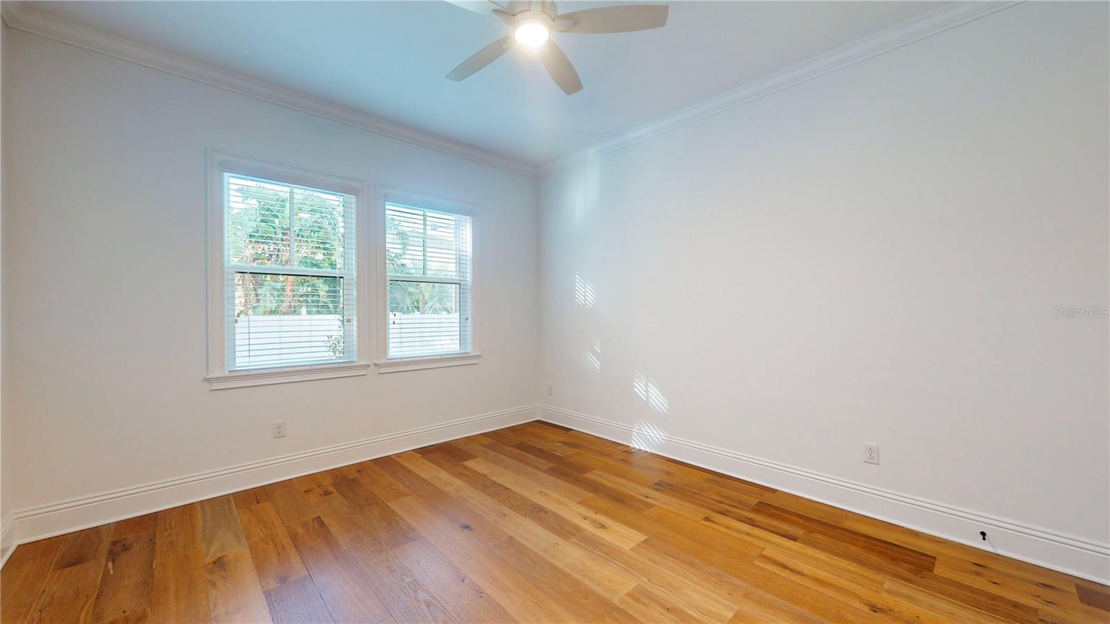 SNELL ISLE BRIGHTBAY - Residential