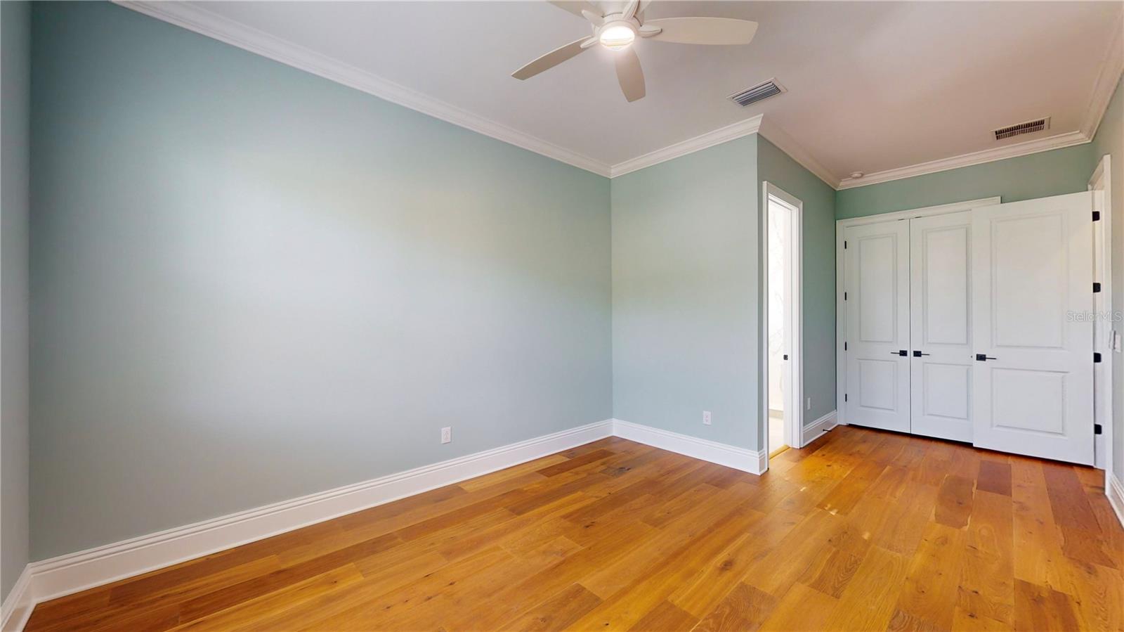 SNELL ISLE BRIGHTBAY - Residential