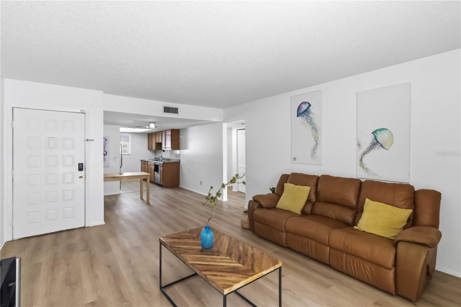 14462 REUTER STRASSE CIRCLE 607