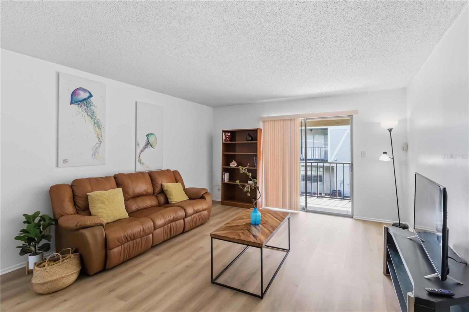 14462 REUTER STRASSE CIRCLE 607