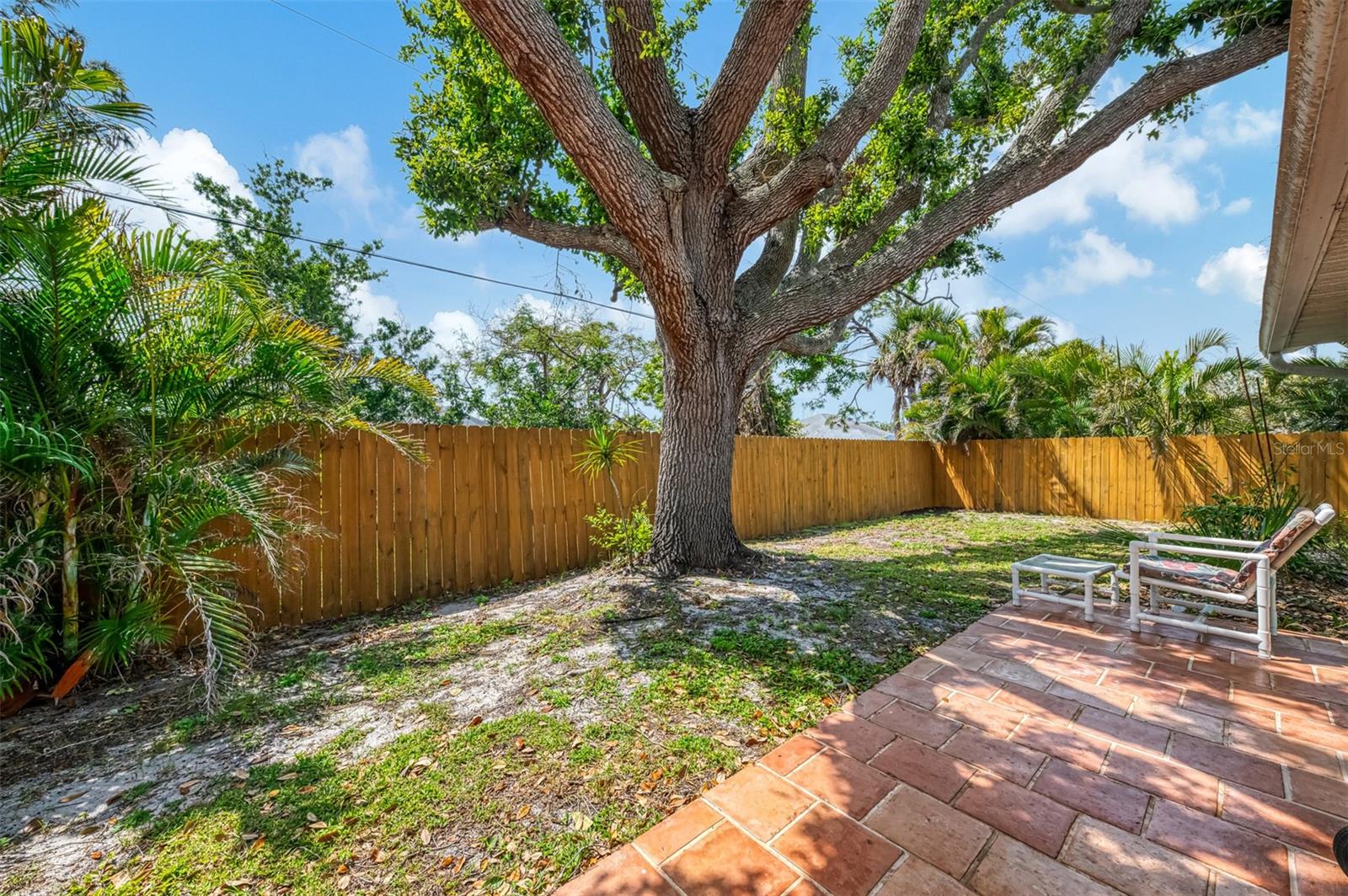 SOUTH VENICE - Residential