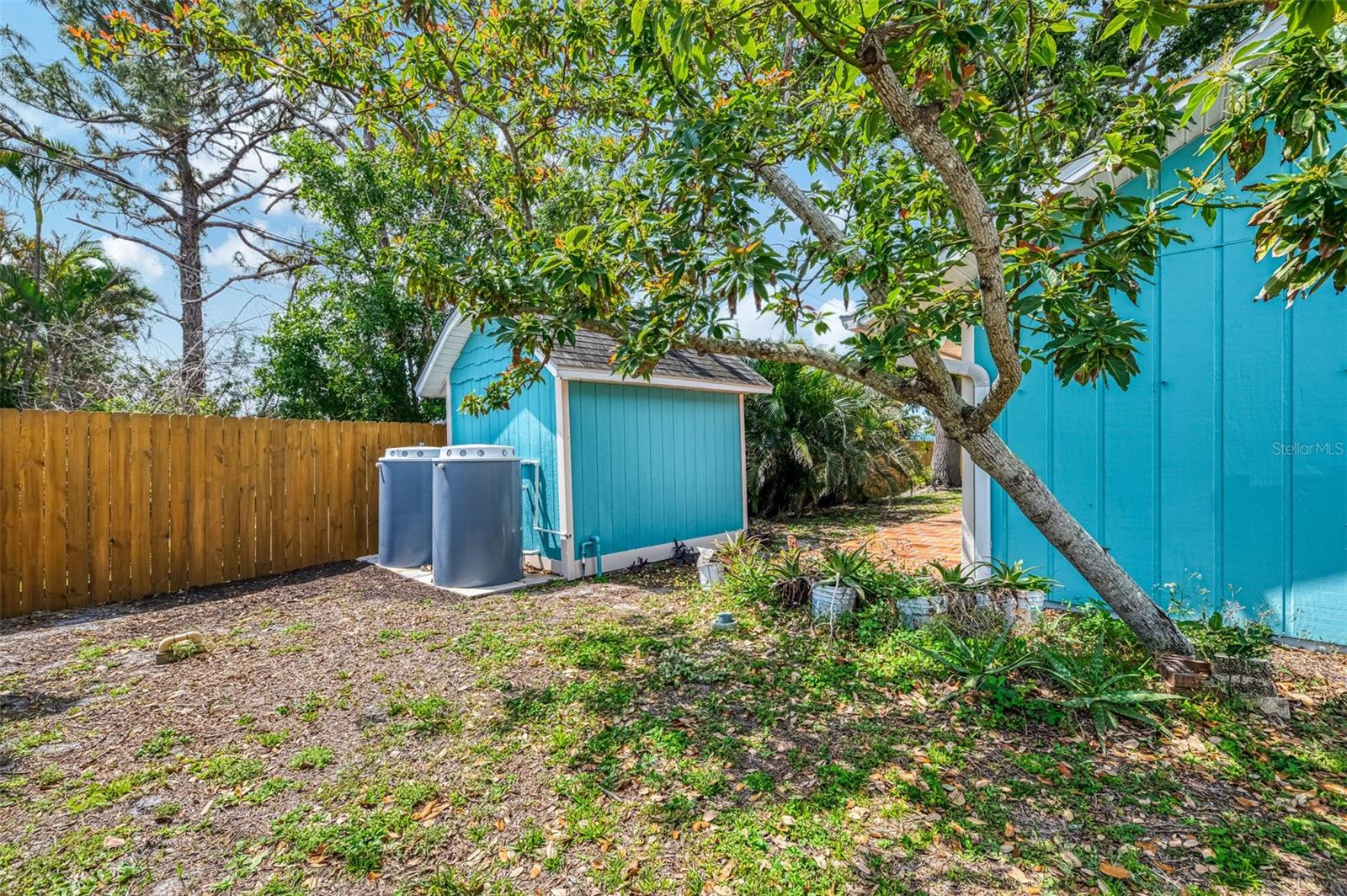 SOUTH VENICE - Residential