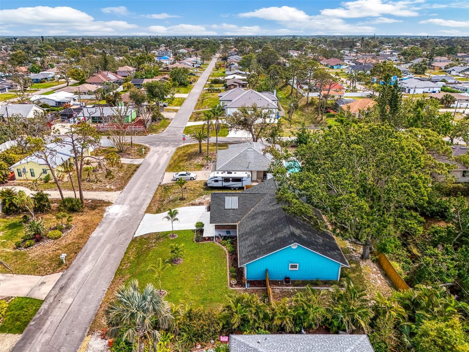SOUTH VENICE - Residential