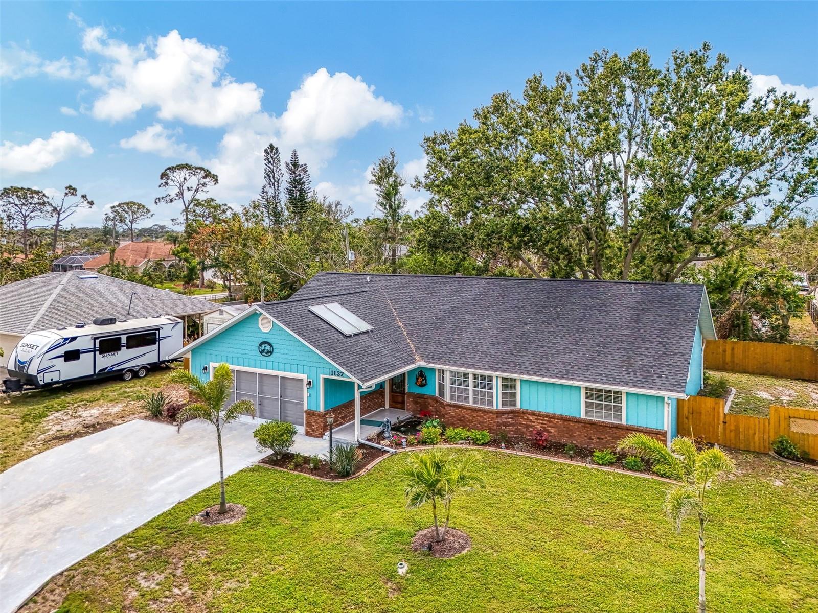 SOUTH VENICE - Residential