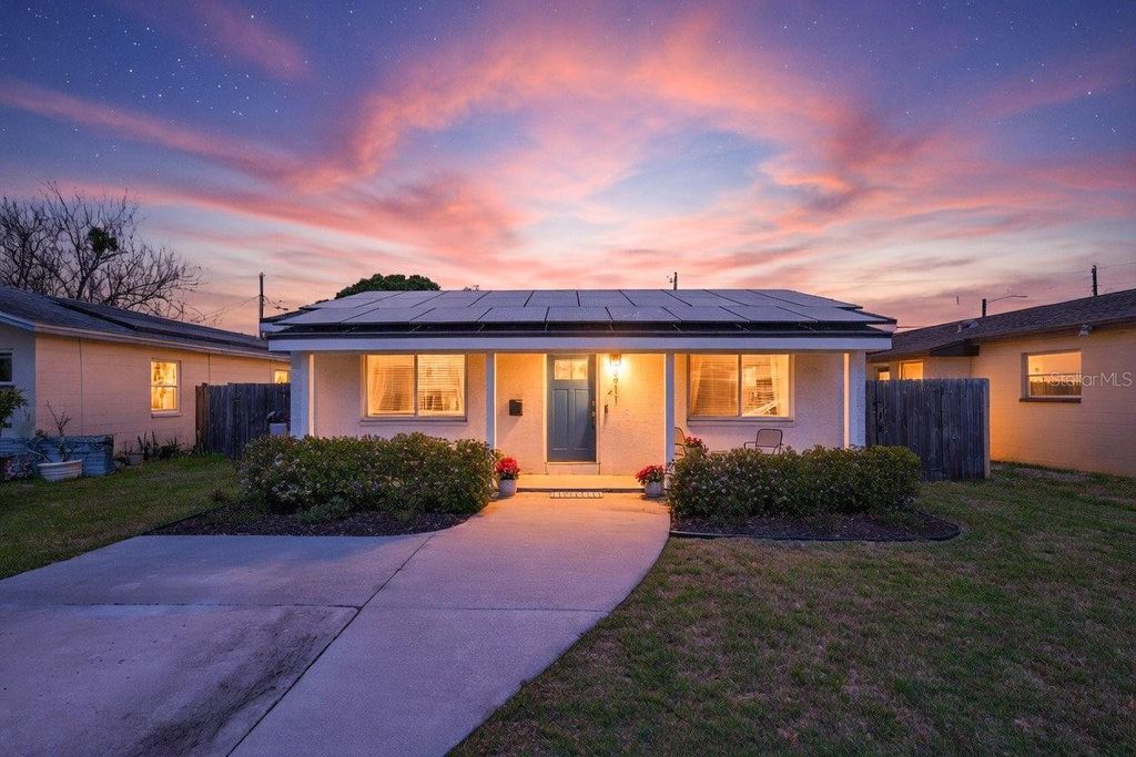 Photo of 3911 14th Avenue N, St Petersburg, FL 33713 (MLS # TB8489230)