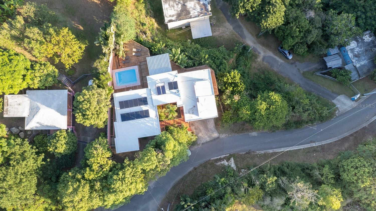 LOS CHIVOS - Residential