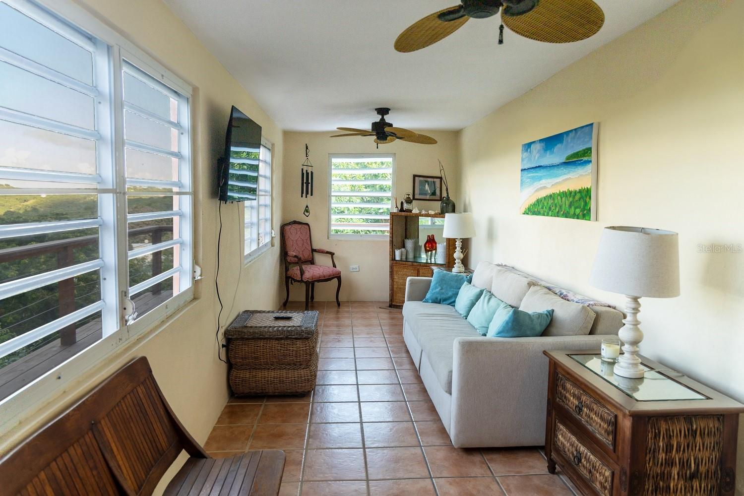 LOS CHIVOS - Residential