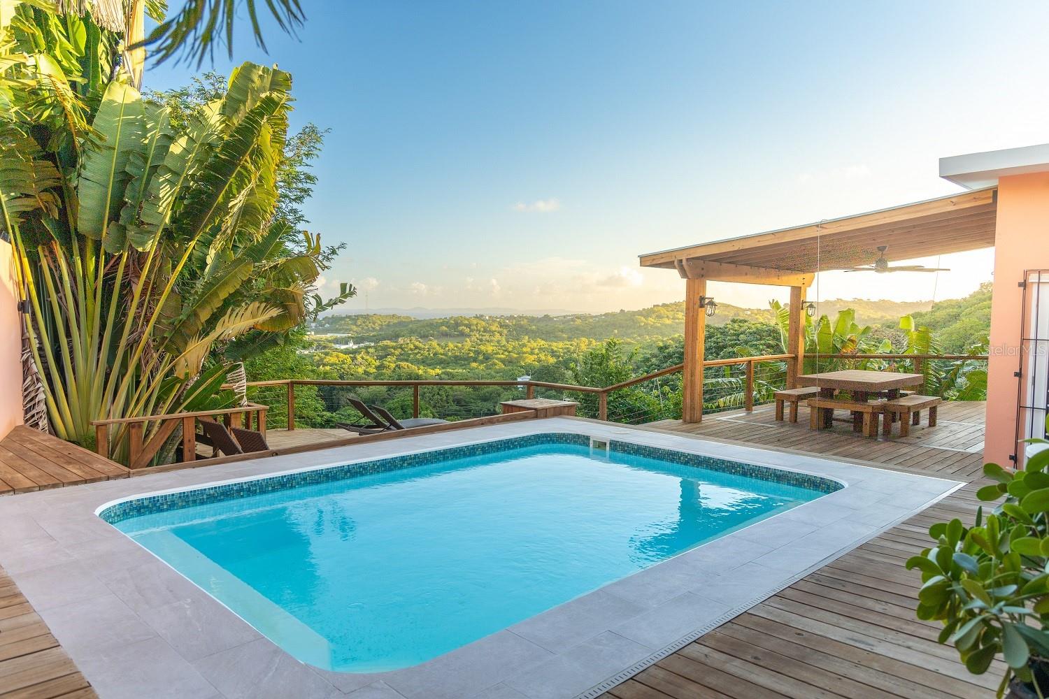 LOS CHIVOS - Residential