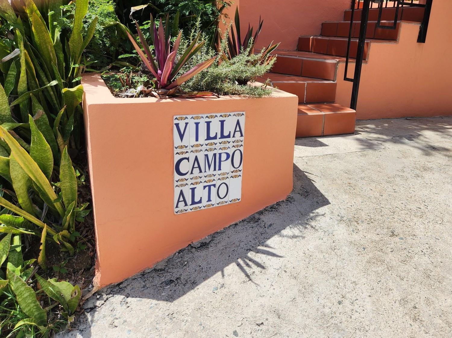 LOS CHIVOS - Residential