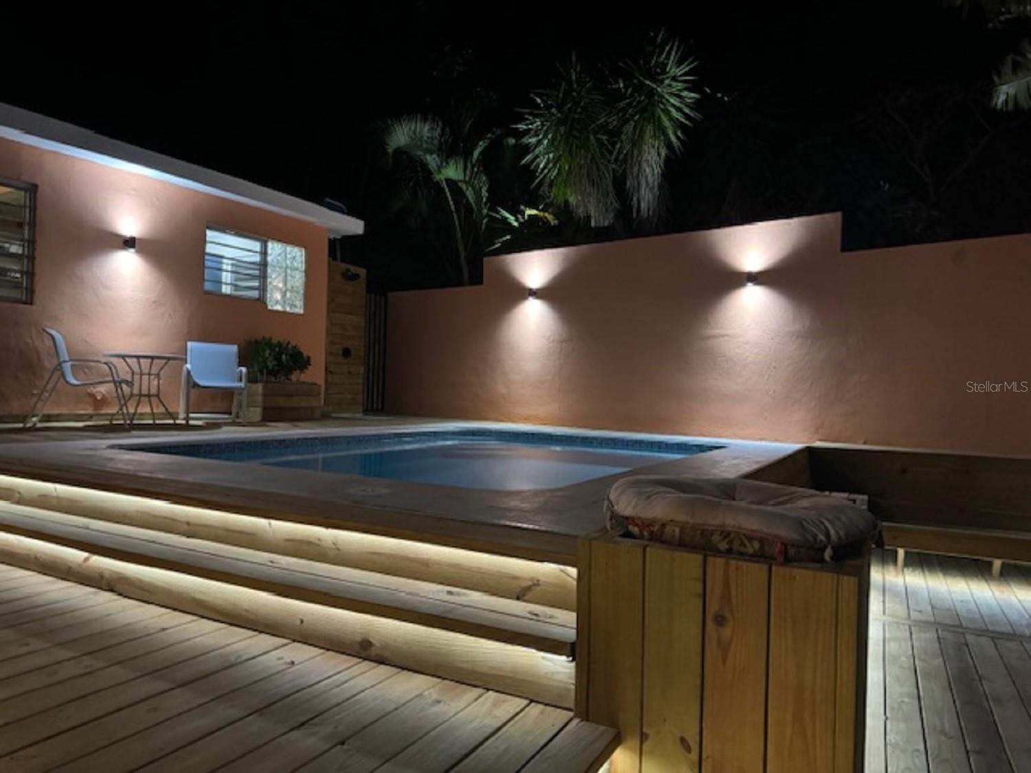 LOS CHIVOS - Residential