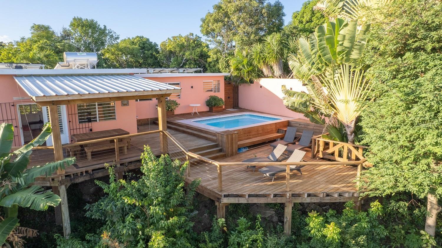 LOS CHIVOS - Residential