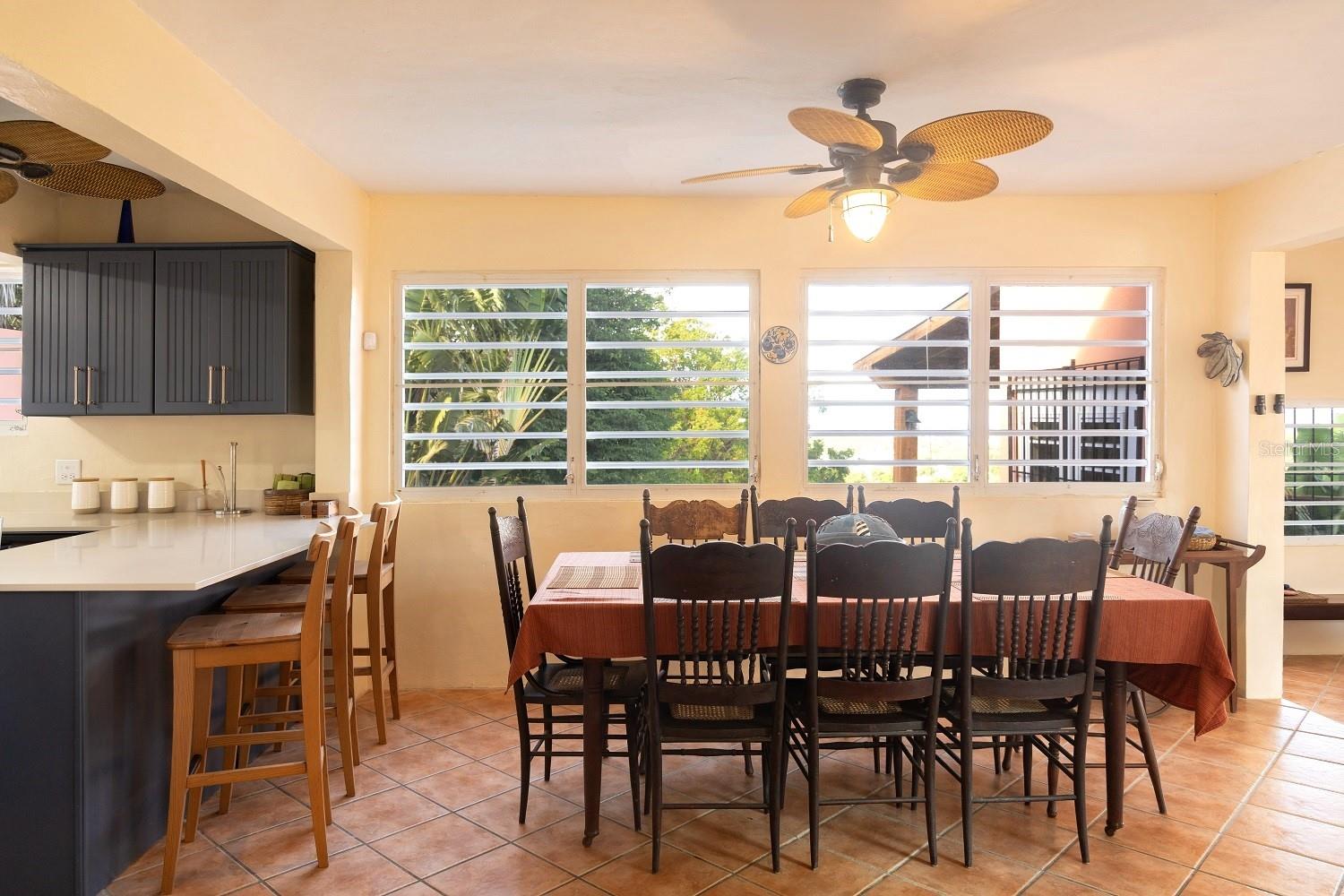 LOS CHIVOS - Residential