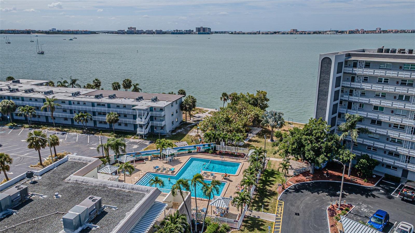 TOWN SHORES OF GULFPORT - Residential