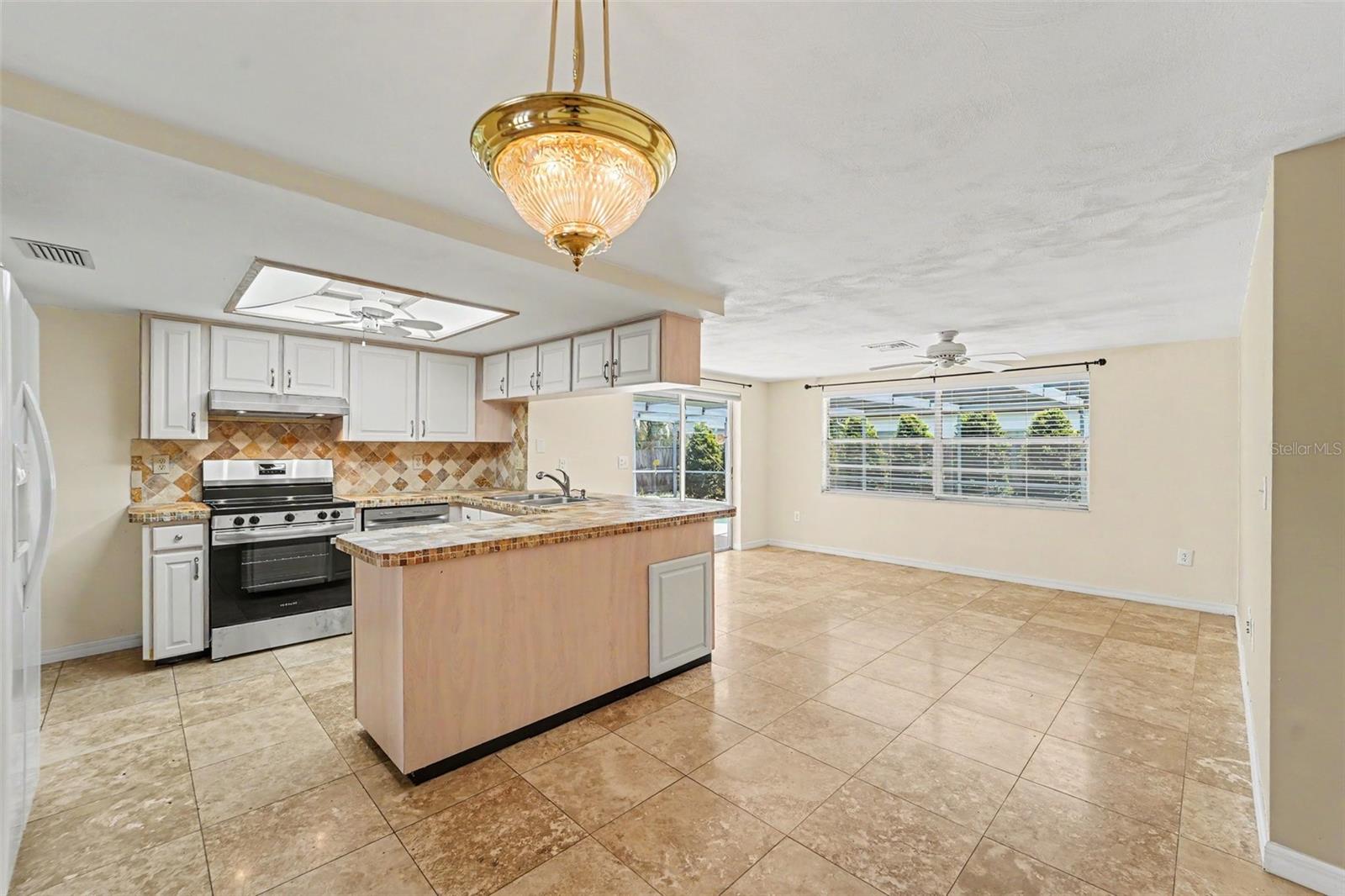 PARK LAKE ESTATES - Residential