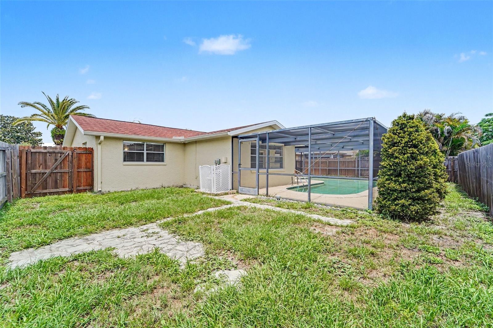 PARK LAKE ESTATES - Residential