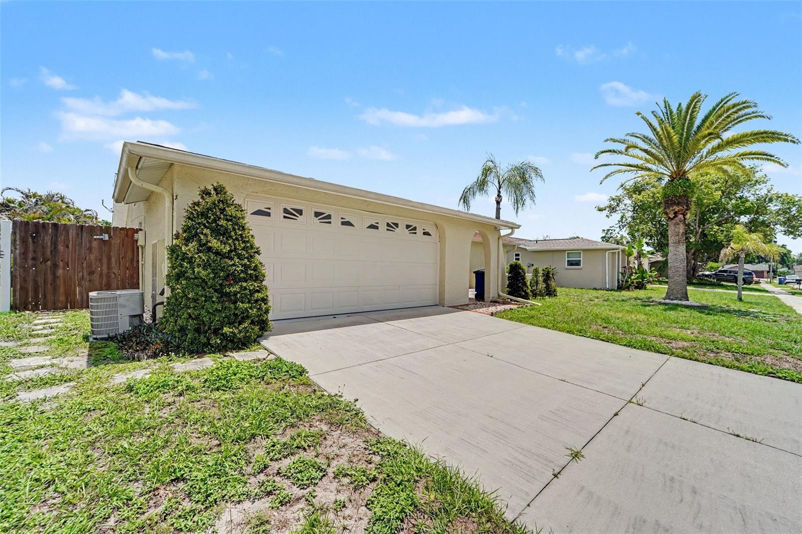 PARK LAKE ESTATES - Residential