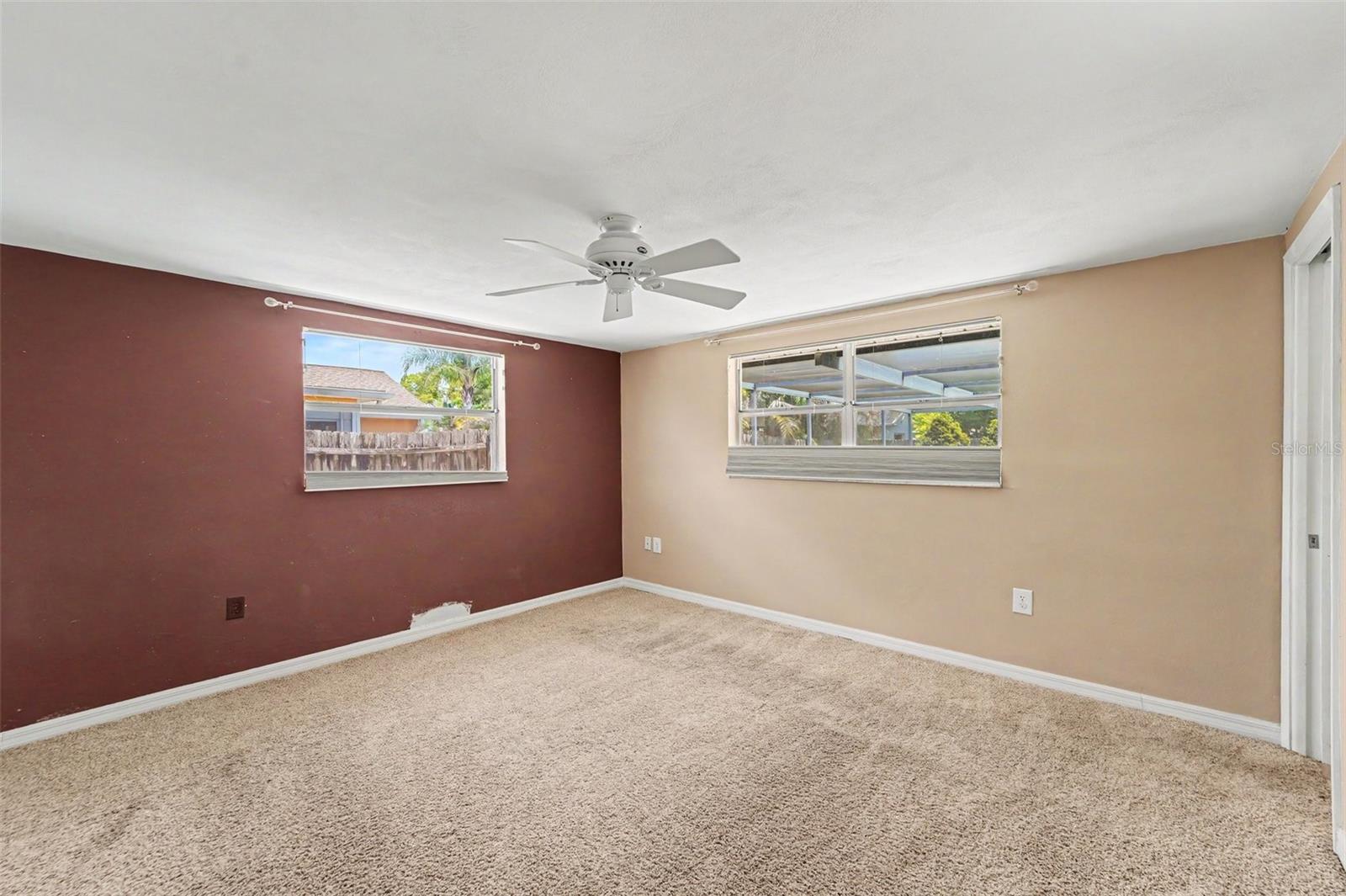 PARK LAKE ESTATES - Residential