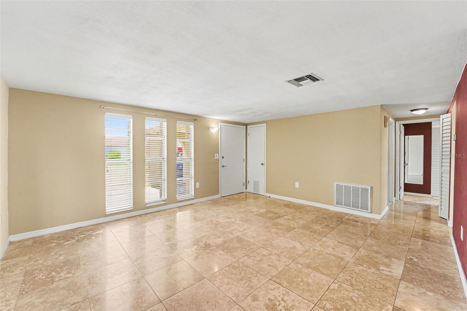PARK LAKE ESTATES - Residential