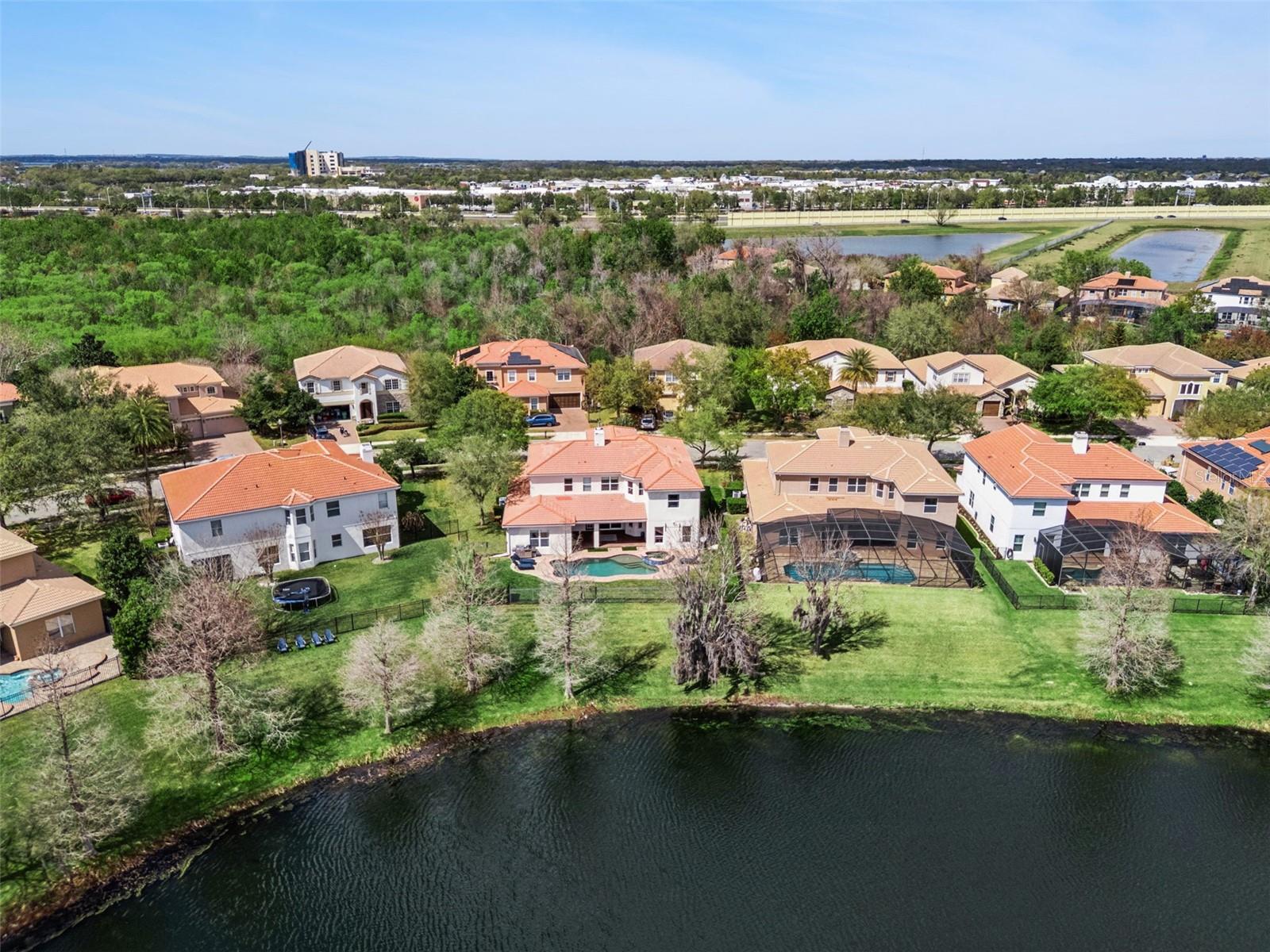 BRONSONS LNDGS F & M - Residential