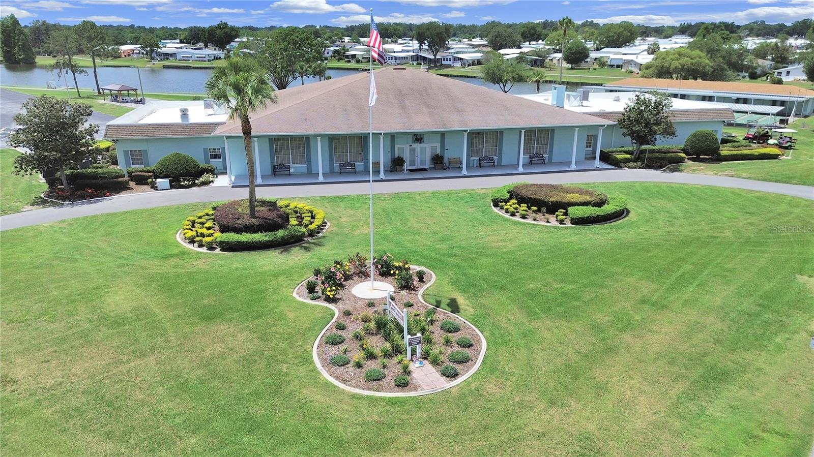 FOXWOOD LAKE ESTATES - Residential