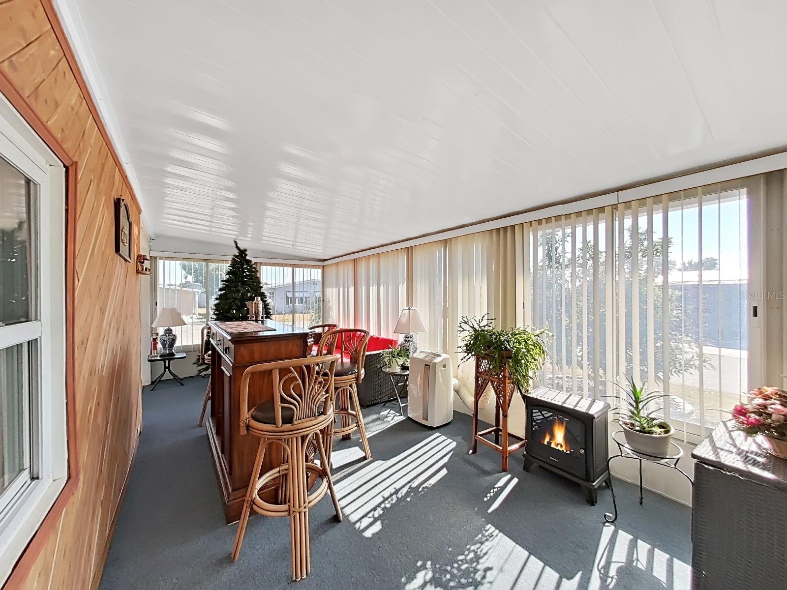 FOXWOOD LAKE ESTATES - Residential