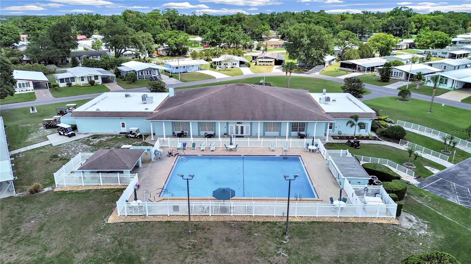 FOXWOOD LAKE ESTATES - Residential