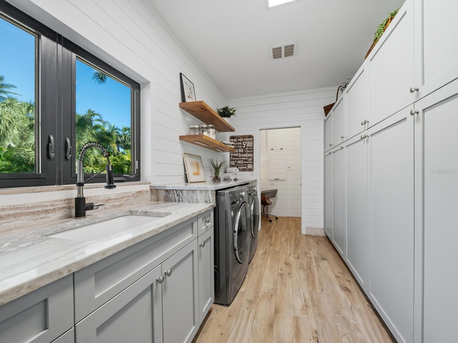 BIRD KEY SUB - Residential