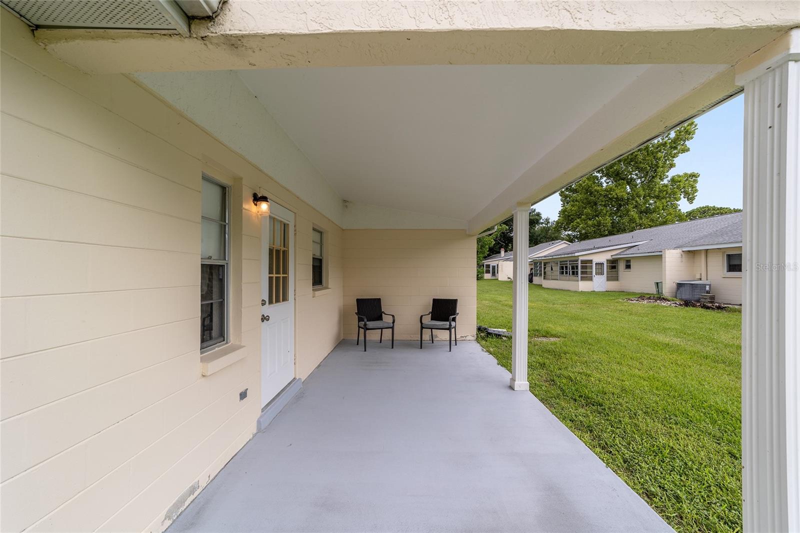 ON TOP OF THE WORLD - Residential