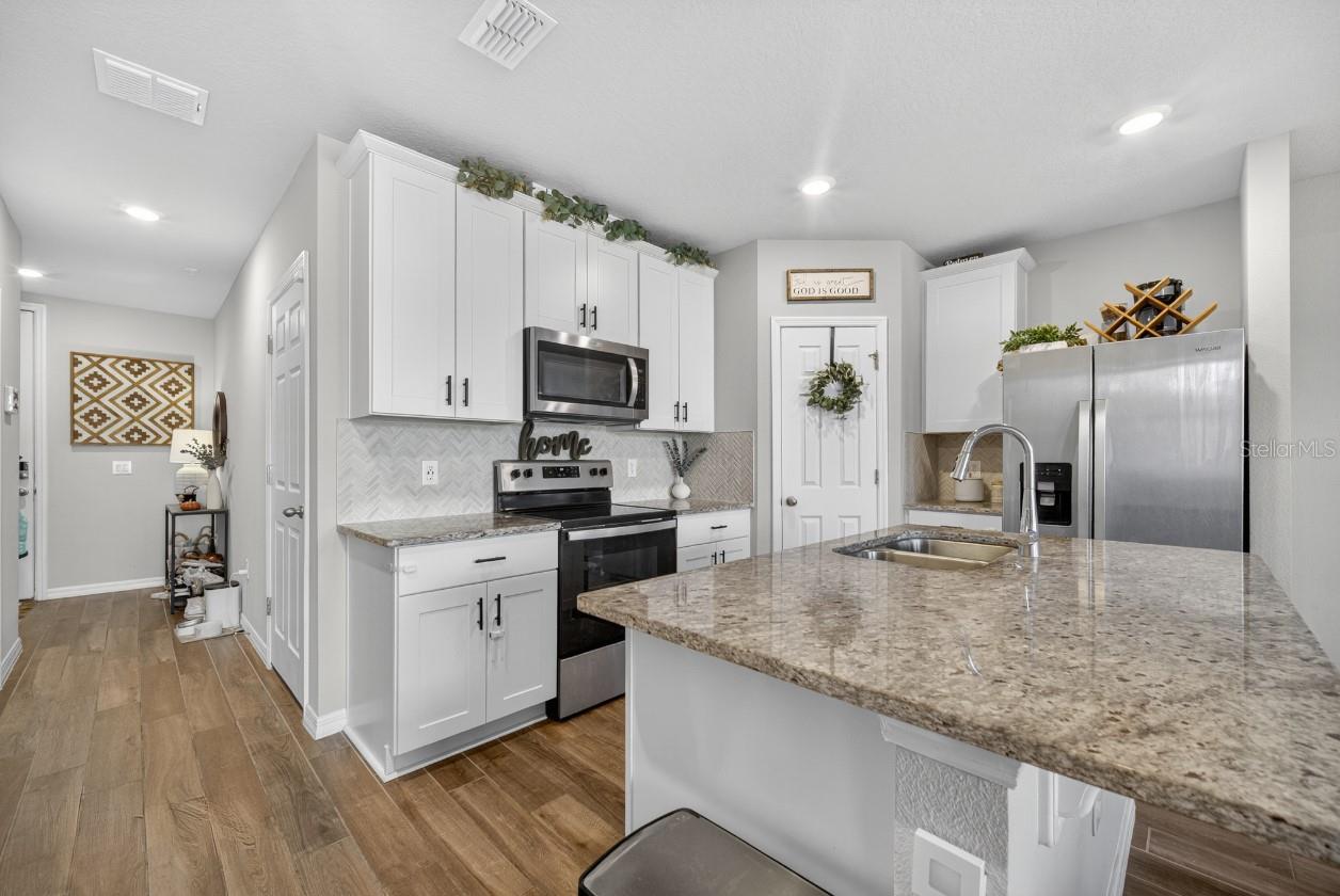 PRAIRIE MDWS - Residential