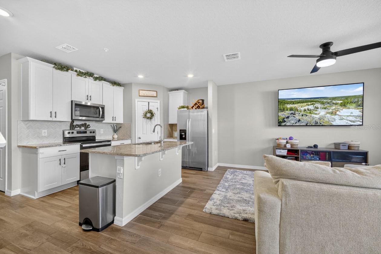 PRAIRIE MDWS - Residential