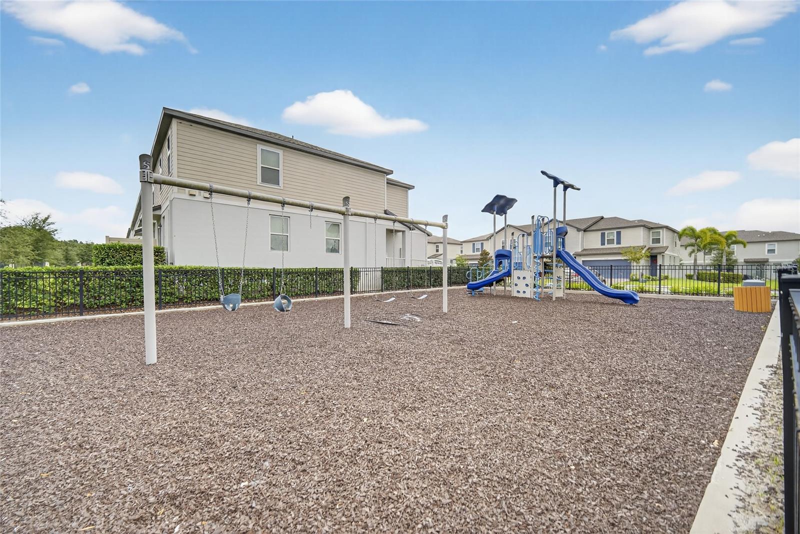 PRAIRIE MDWS - Residential