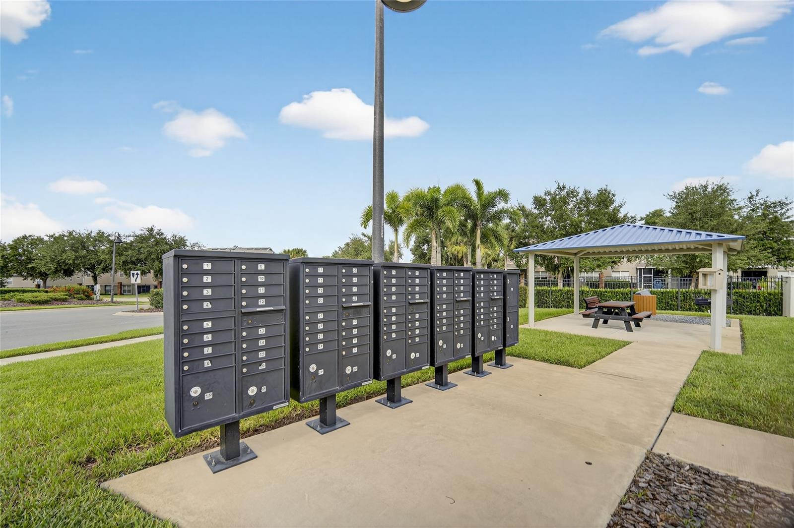 PRAIRIE MDWS - Residential