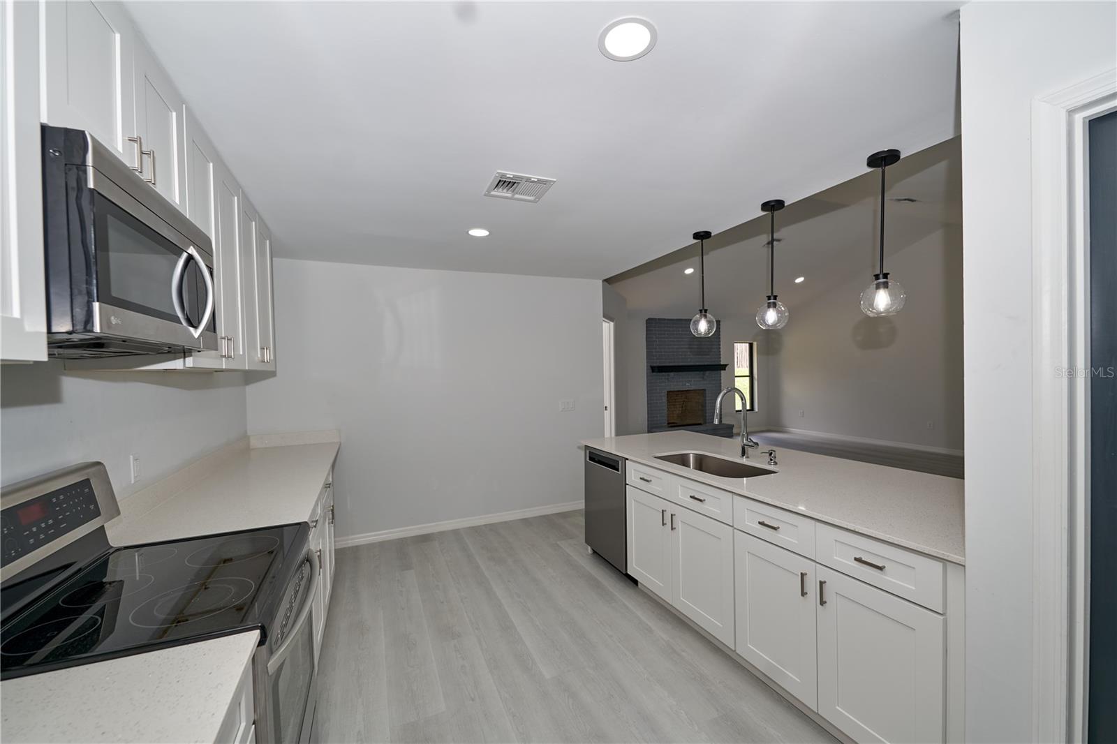 EUSTIS RIDGEVIEW AT EAST CROOKED LAKE ADD 02 - Residential