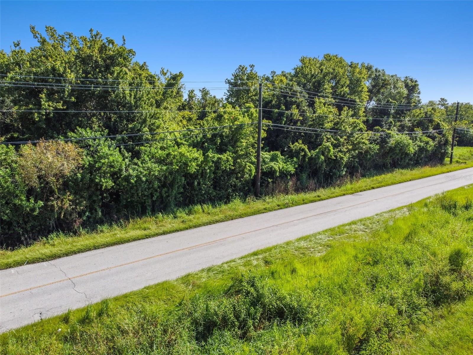 BALM-BOYETTE AREA - Land