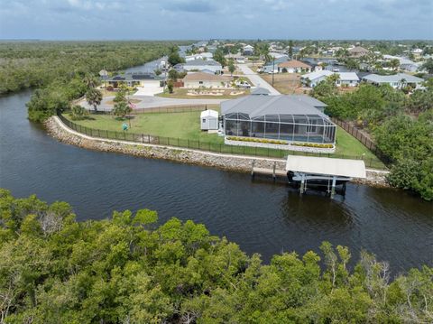 A home in PORT CHARLOTTE