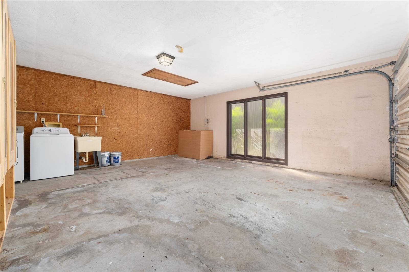 RAINBOW SPGS - Residential