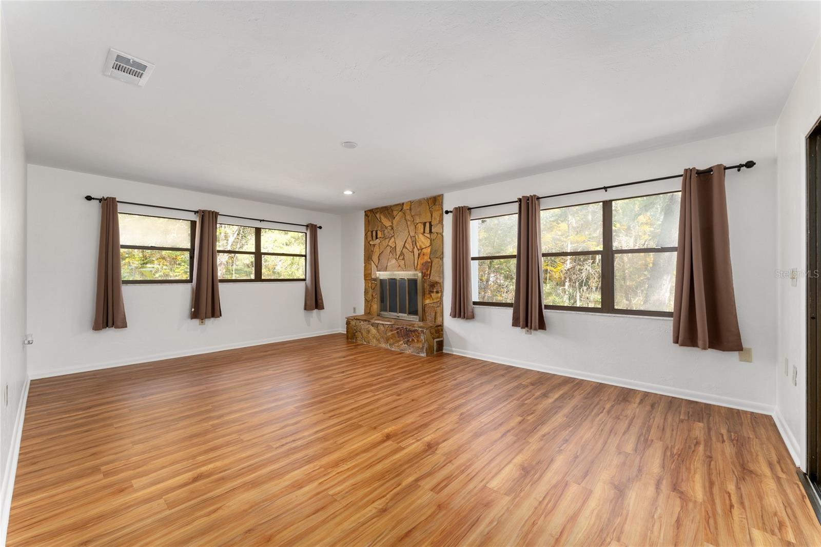 RAINBOW SPGS - Residential