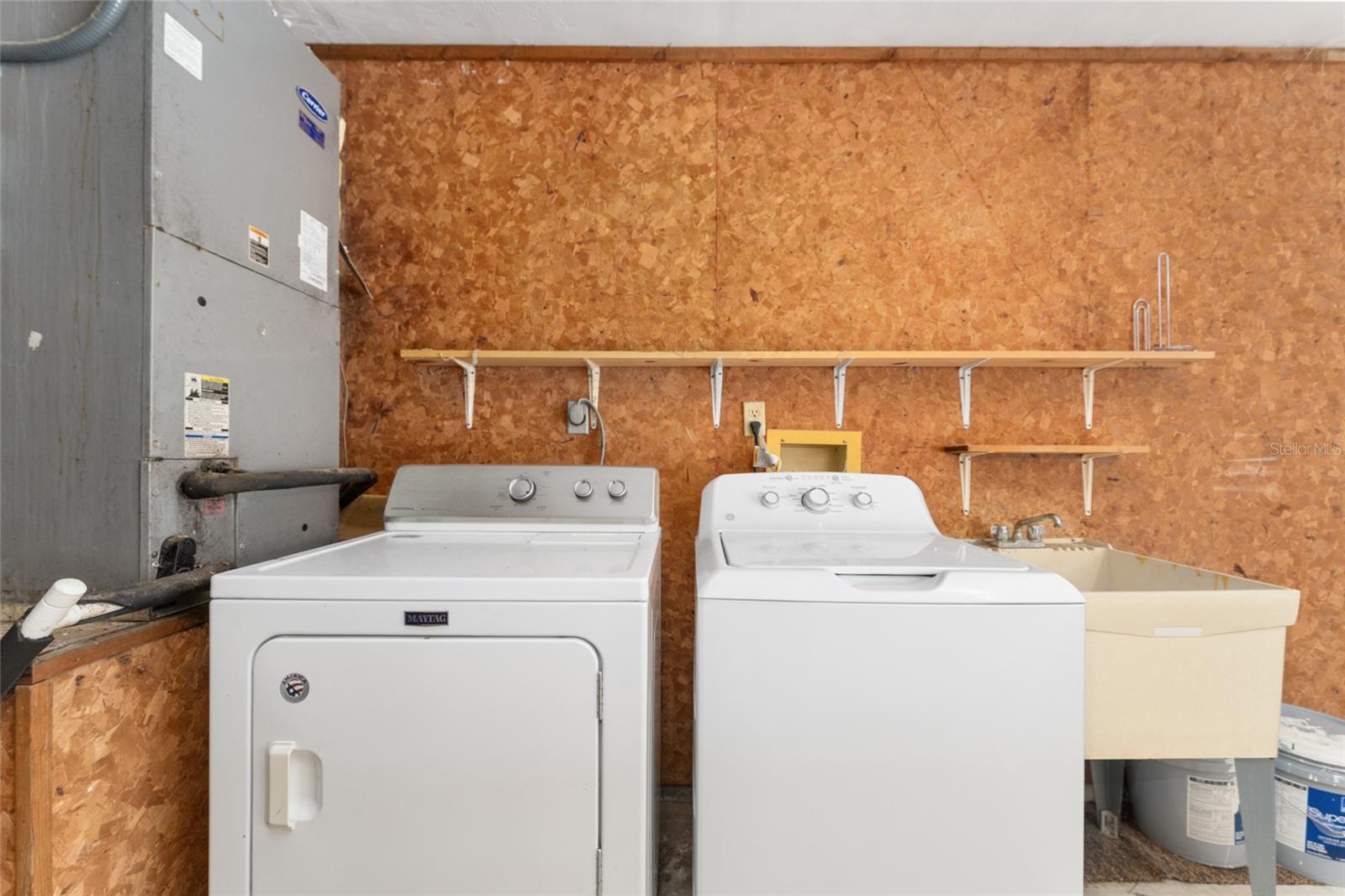 RAINBOW SPGS - Residential