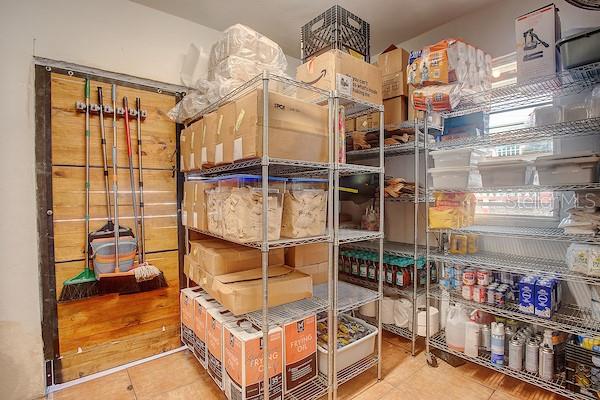 DEWEY - Commercial Sale