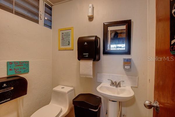 DEWEY - Commercial Sale