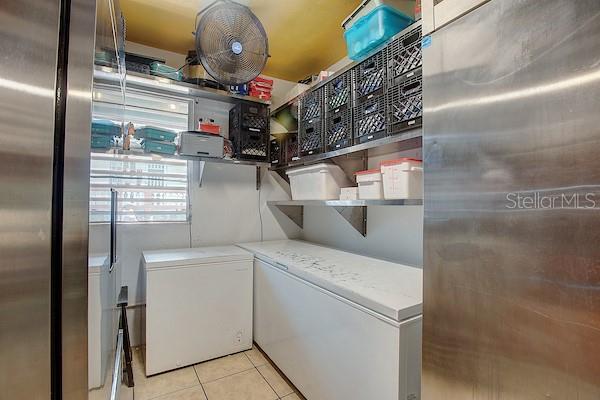 DEWEY - Commercial Sale